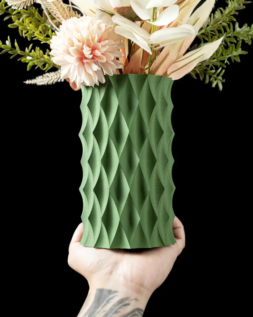 The Diamond Flower Vase | Modern & Unique Home Decor for Flower Arrangements - 1168