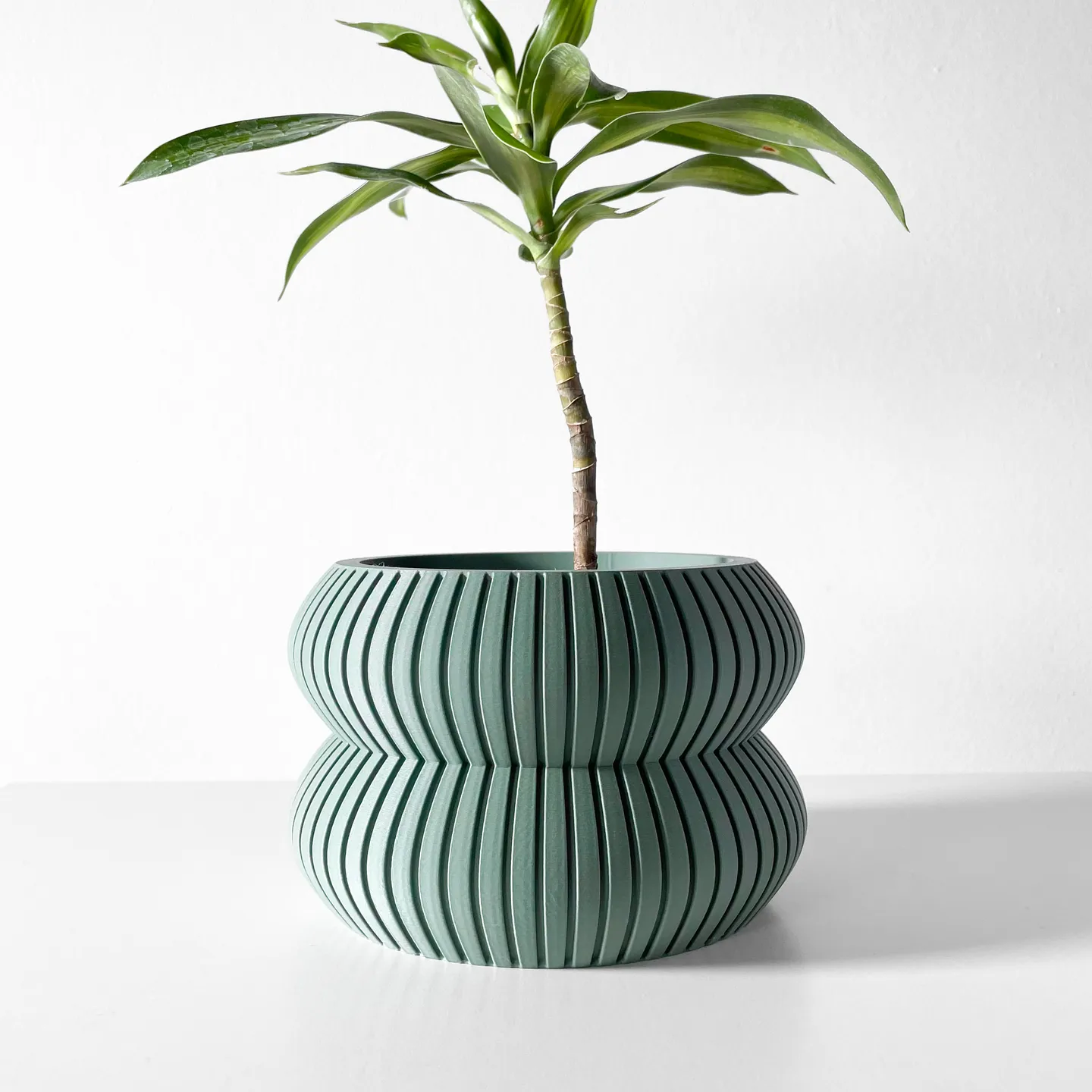 The Milo Planter Pot with Drainage Tray | Modern & Unique Home Decor- 0113