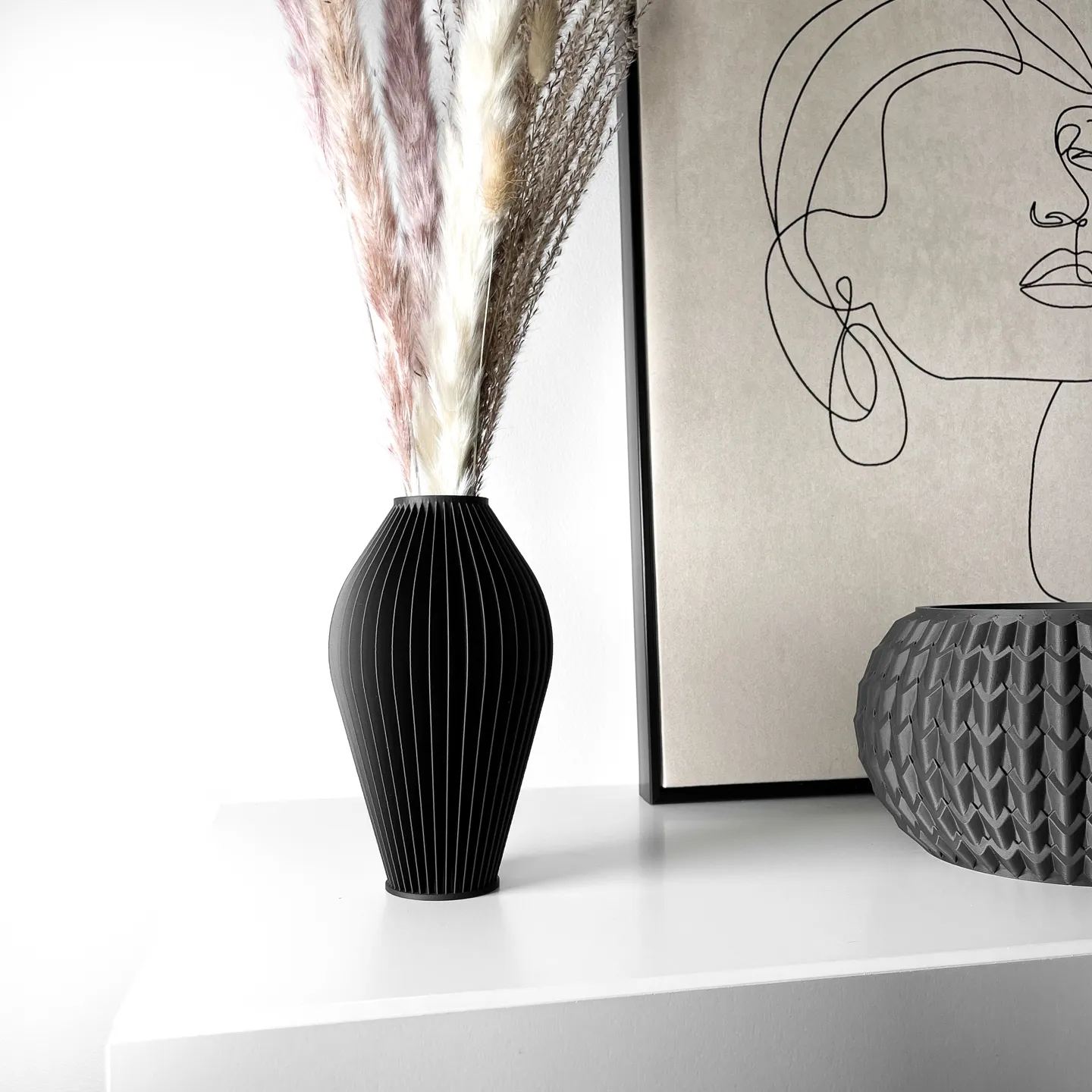 The Romere Flower Vase | Modern & Unique Home Decor for Flower Arrangements - 1041