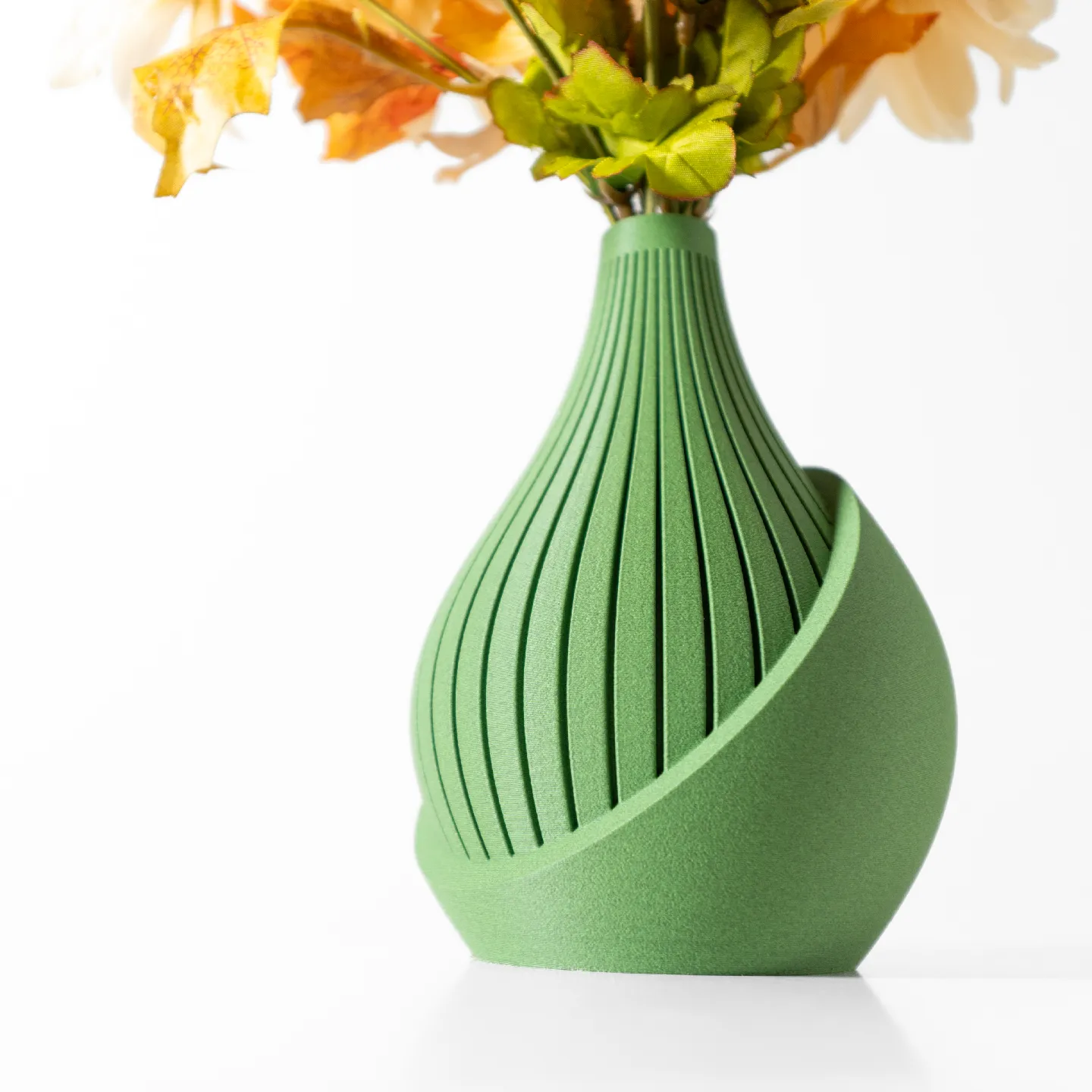 The Yovi Flower Vase | Modern & Unique Home Decor for Flower Arrangements - 1134