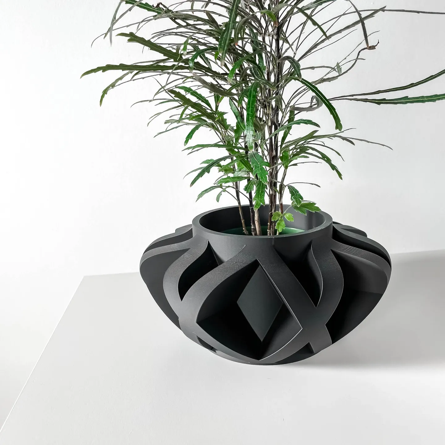 The Sono Planter Pot with Drainage Tray | Modern & Unique Home Decor - 0008