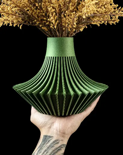 The Yin Flower Vase | Modern & Unique Home Decor for Flower Arrangements - 1150
